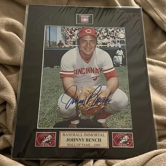 - Johnny Bench , Cincinnati Reds, autograph photo mattered - Picture 1 of 1